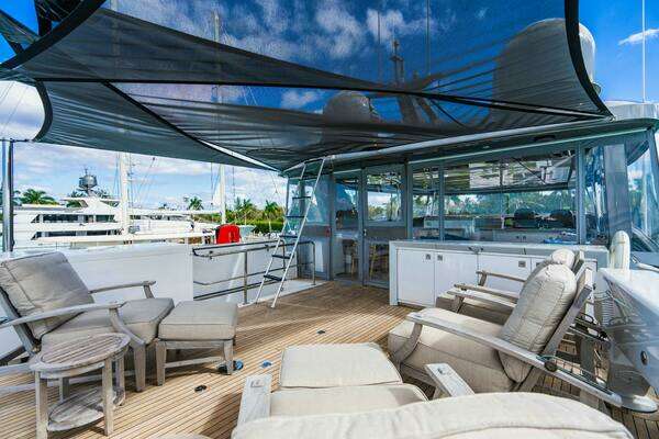 Hatteras Hatteras M90 Yacht For Sale