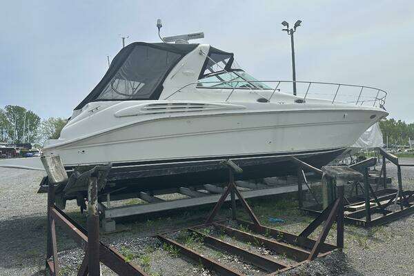 Photo of the 1999 Sea Ray 400 Sundancer
