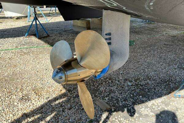 Leopard  Yacht For Sale