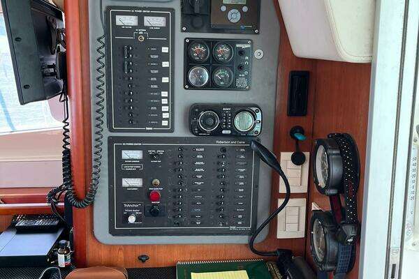 Leopard  Yacht For Sale