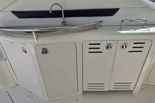 Sea Ray 44 Sundancer Yacht For Sale