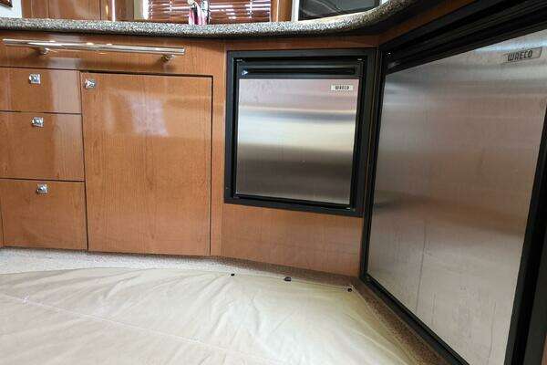 Sea Ray 44 Sundancer Yacht For Sale