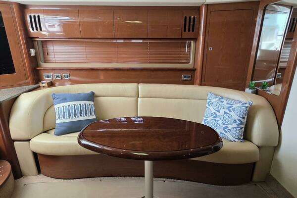 Sea Ray 44 Sundancer Yacht For Sale