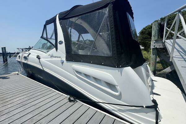 Photo of the 2006 Sea Ray 