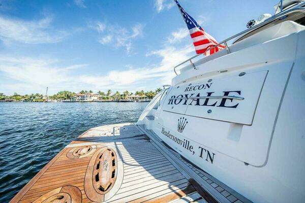 Sea Ray 610 Sundancer Yacht For Sale
