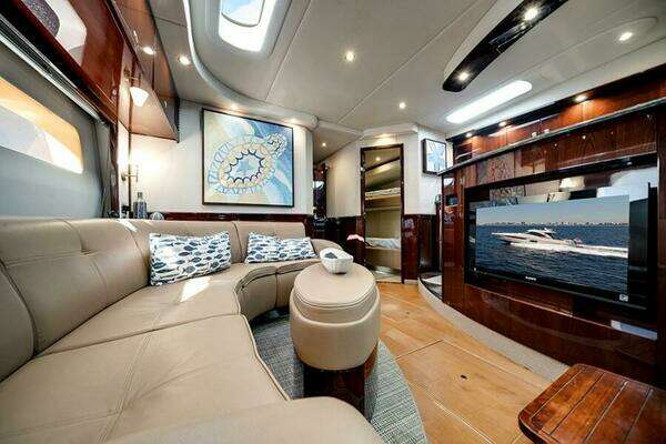 Sea Ray 610 Sundancer Yacht For Sale