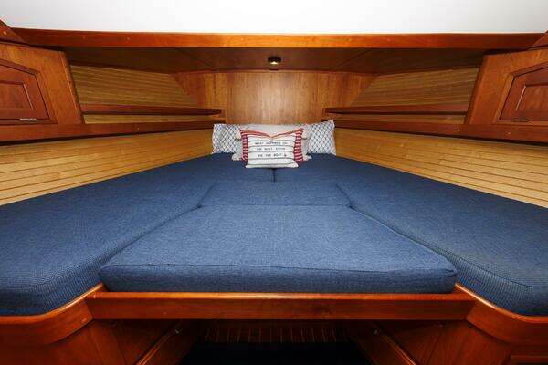 Sabreline ACMY Yacht For Sale