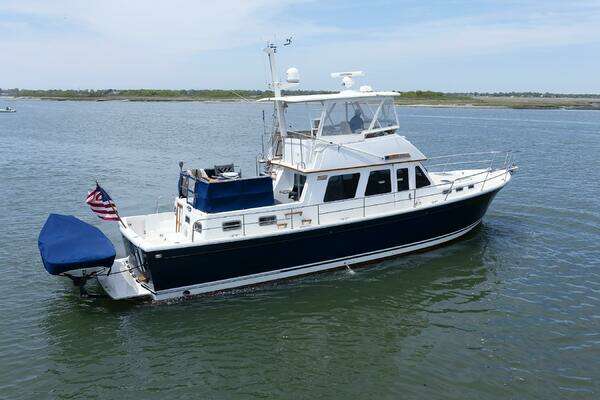 Sabreline ACMY Yacht For Sale