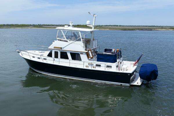 Sabreline ACMY Yacht For Sale