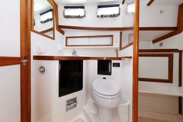 Sabreline ACMY Yacht For Sale