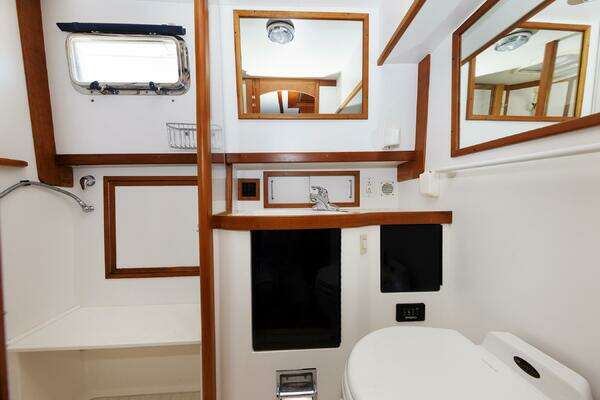 Sabreline ACMY Yacht For Sale