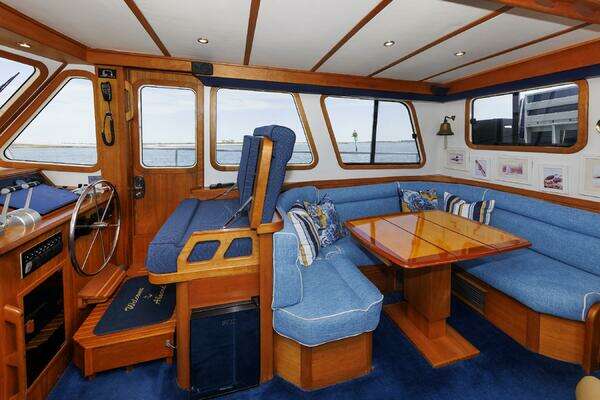 Sabreline ACMY Yacht For Sale