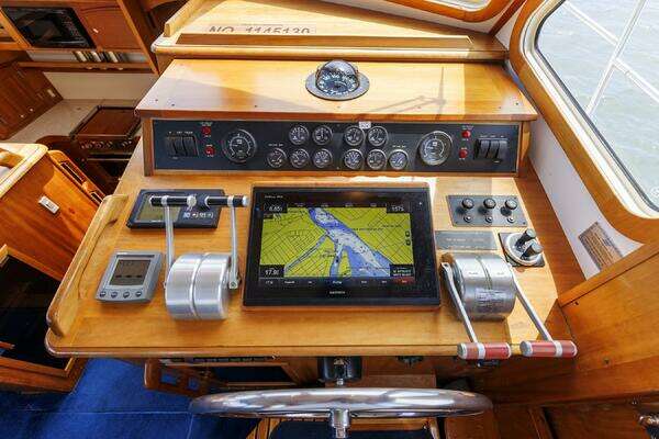 Sabreline ACMY Yacht For Sale