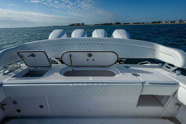 Bahama CC w/Quad V10s Yacht For Sale