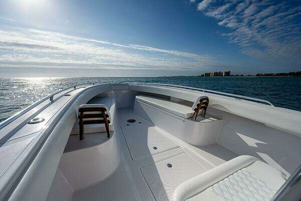 Bahama CC w/Quad V10s Yacht For Sale