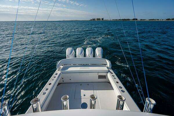 Bahama CC w/Quad V10s Yacht For Sale