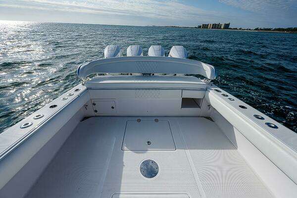 Bahama CC w/Quad V10s Yacht For Sale