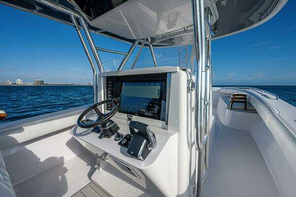 Bahama CC w/Quad V10s Yacht For Sale