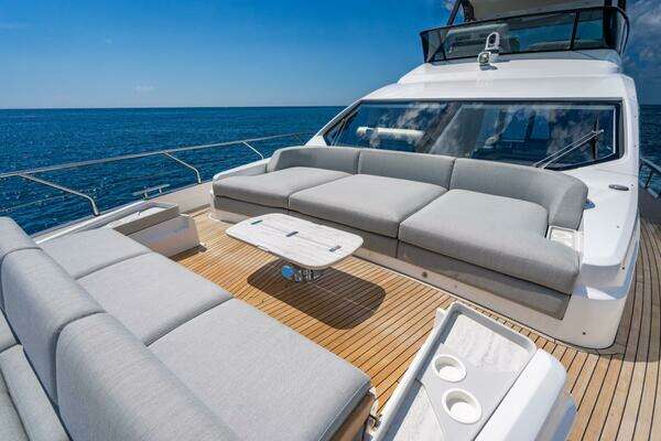 Azimut Fly 68 Yacht For Sale