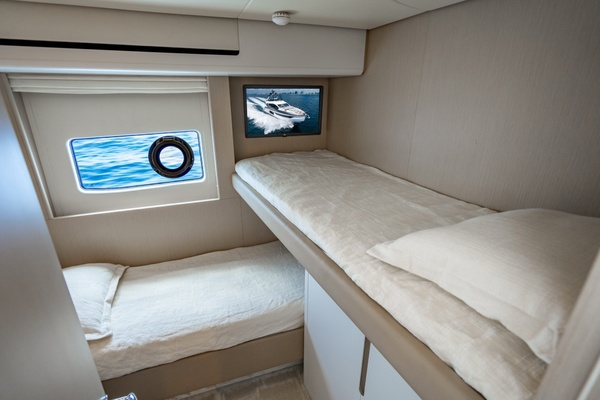 EFFORTLESS 68ft Azimut Yacht For Sale