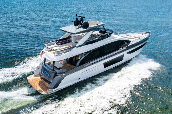 Azimut Fly 68 Yacht For Sale