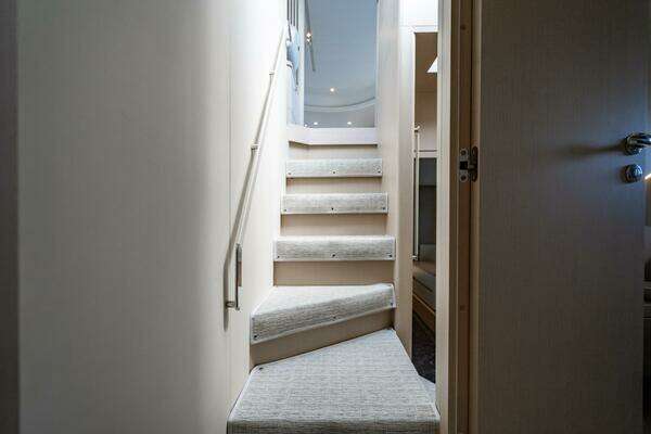 Azimut Fly 68 Yacht For Sale