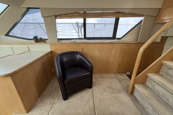 Deep Blues 37ft Carver Yacht For Sale