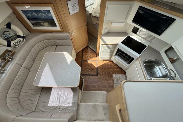 Deep Blues 37ft Carver Yacht For Sale