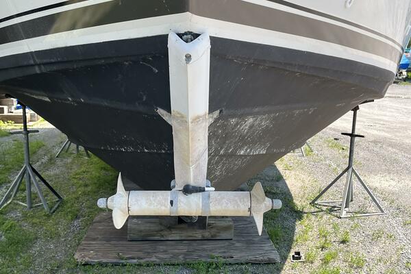 Deep Blues 37ft Carver Yacht For Sale