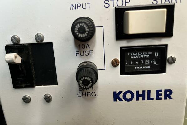 Deep Blues 37ft Carver Yacht For Sale