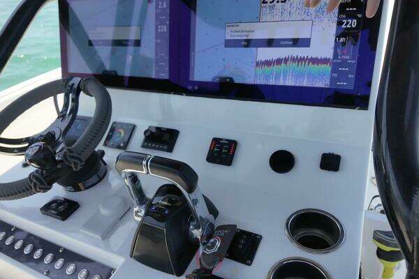 CG Boat Works 35 M-Series Yacht For Sale