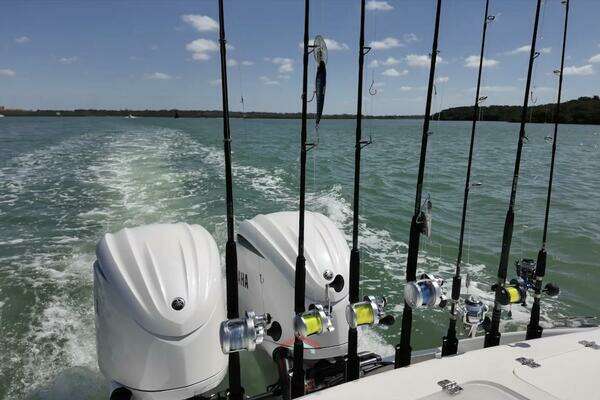 CG Boat Works 35 M-Series Yacht For Sale