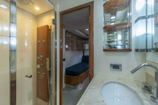 Azimut Flybridge Yacht For Sale