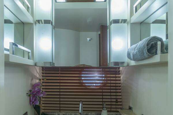 Azimut Flybridge Yacht For Sale
