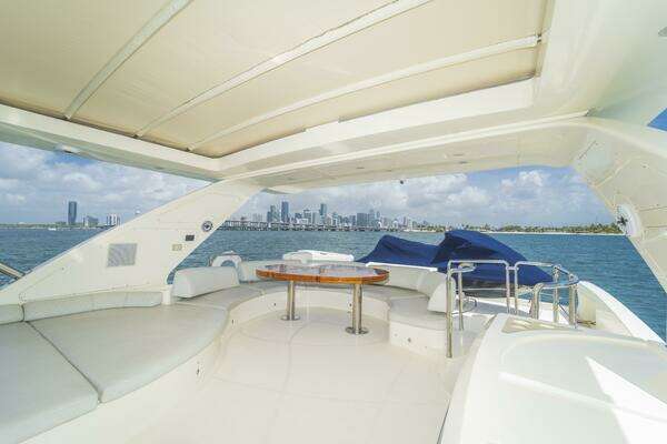 Azimut Flybridge Yacht For Sale
