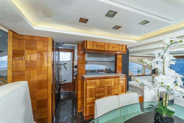 Azimut Flybridge Yacht For Sale