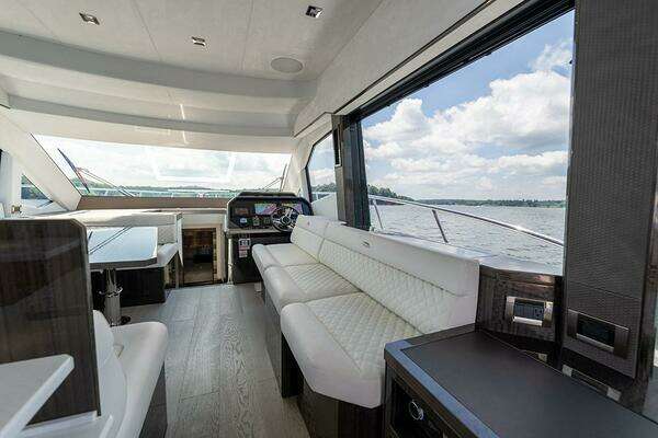 Galeon 500 Fly Yacht For Sale