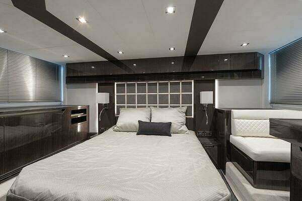 Galeon 500 Fly Yacht For Sale