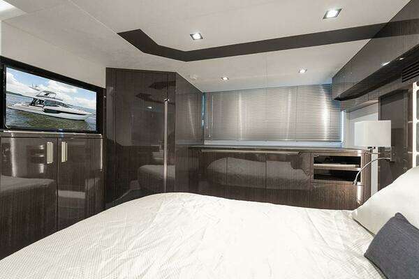 Galeon 500 Fly Yacht For Sale