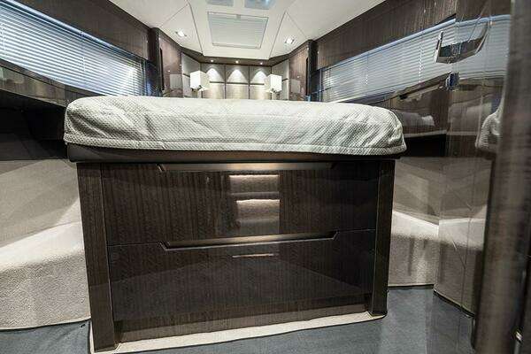 Galeon 500 Fly Yacht For Sale