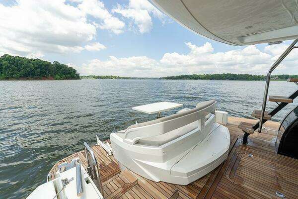 Galeon 500 Fly Yacht For Sale