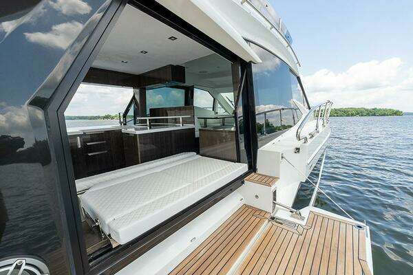 Galeon 500 Fly Yacht For Sale