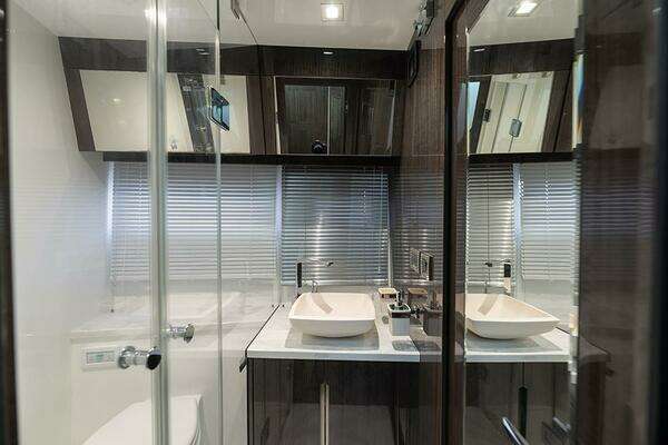 Galeon 500 Fly Yacht For Sale