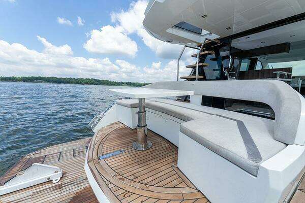Galeon 500 Fly Yacht For Sale