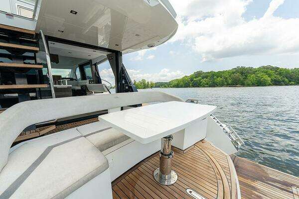 Galeon 500 Fly Yacht For Sale
