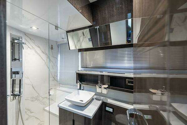 Galeon 500 Fly Yacht For Sale