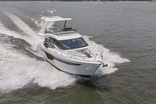 Galeon 500 Fly Yacht For Sale