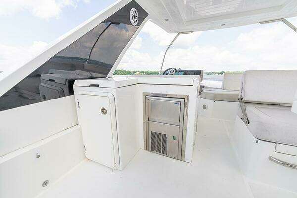 Galeon 500 Fly Yacht For Sale