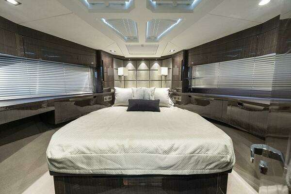 Galeon 500 Fly Yacht For Sale
