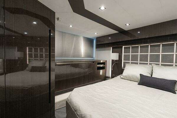 Galeon 500 Fly Yacht For Sale